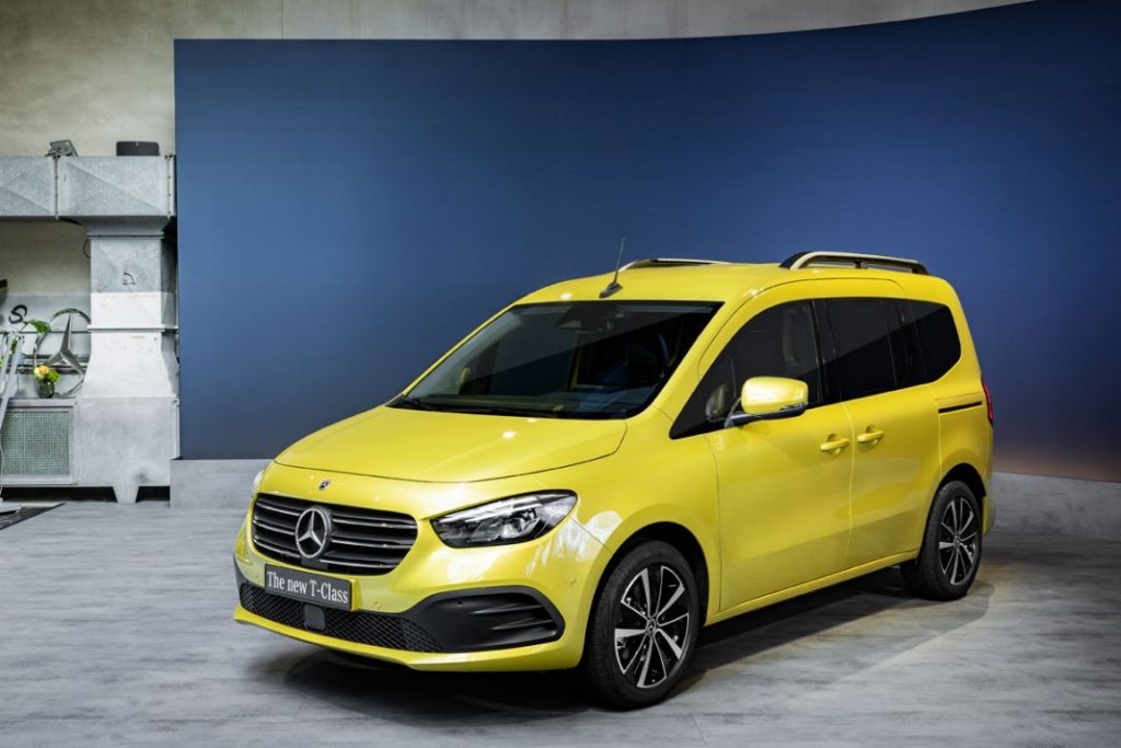 Mercedes-Benz amplía su gama de familiares con la nueva Clase T 27 Motor16 22C0092 082 Motor16