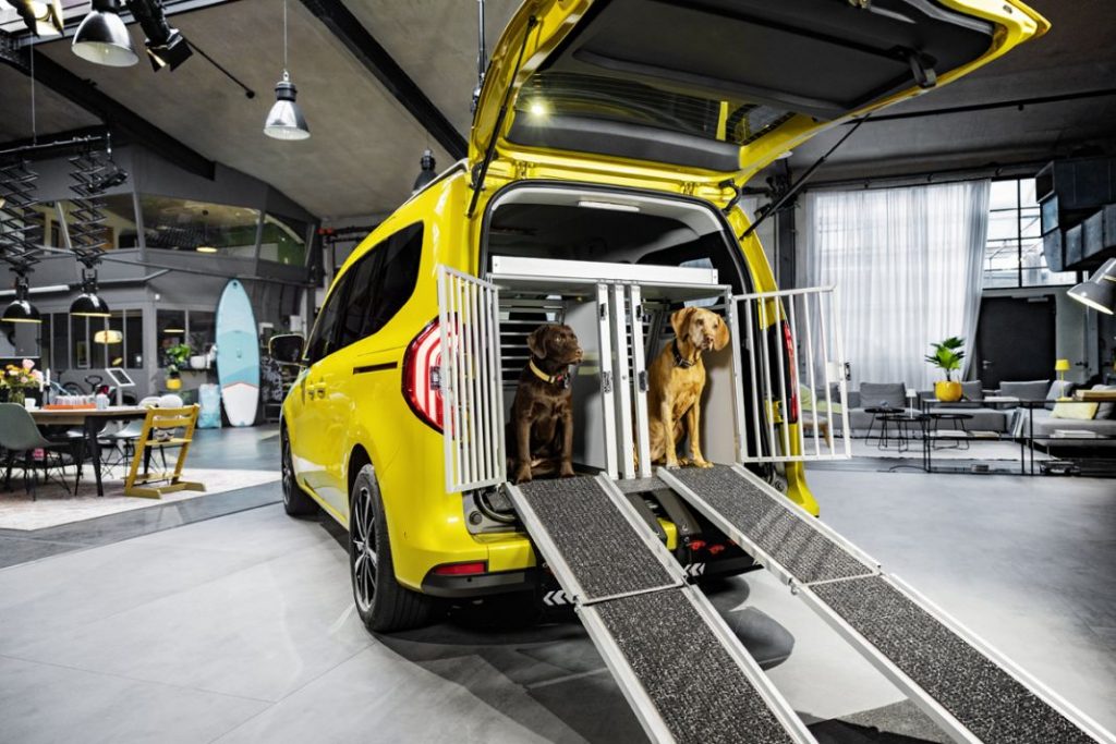 Mercedes-Benz amplía su gama de familiares con la nueva Clase T 3 Motor16 22C0092 085 Motor16