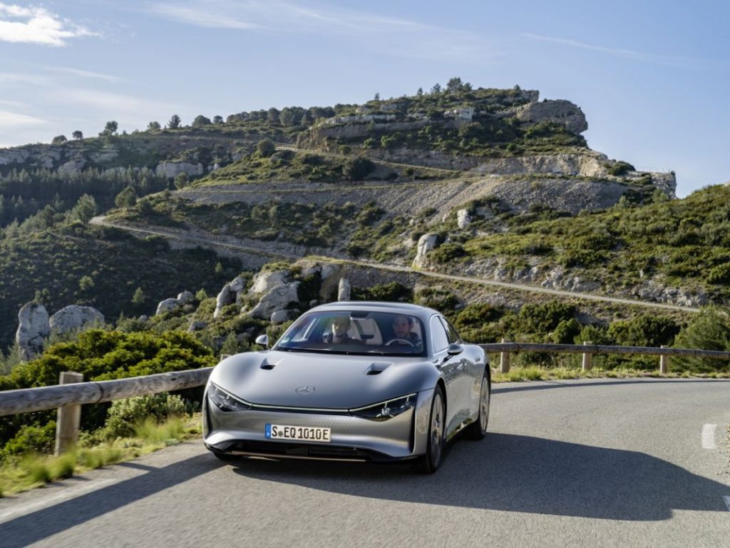 Mercedes demuestra que sí se pueden recorrer 1.000 kilómetros con una sola carga 29 Motor16 22C0141 116 Motor16