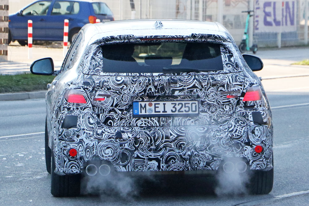 El BMW M135i, ¡con cuatro tubos de escape! 3 Motor16 BMW M135i 15 Motor16