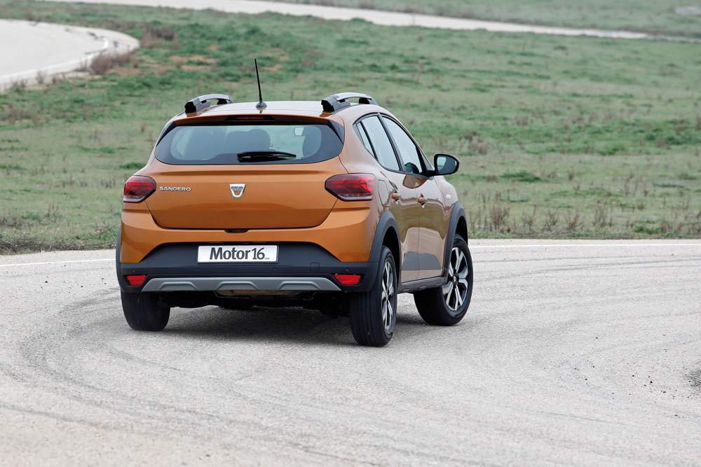 Probamos el Dacia Sandero Stepway Comfort ECO-G. Nada de low cost 9 Motor16 DSSG21031230 1 Motor16