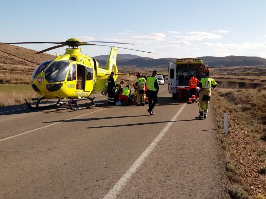 Descubre cómo funciona la caja negra EDR y a partir de cuándo es obligatoria 1 Motor16 EuropaPress 4281826 bomberos dpt intervienen accidente trafico cortes aragon a 222 Motor16