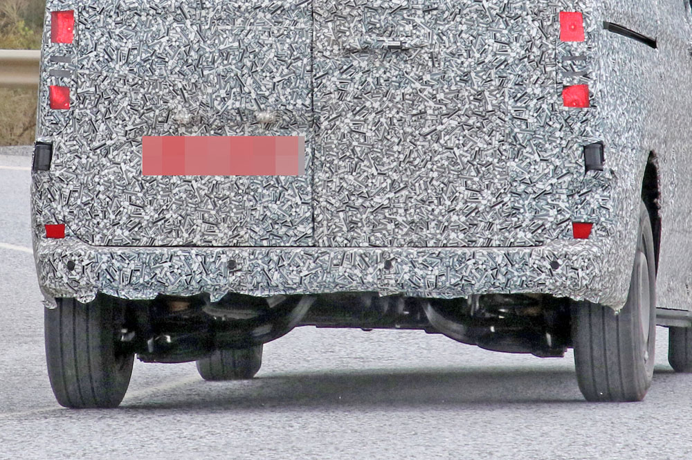 Ford Transit Custom 2023: la primera Transit eléctrica está en camino 23 Motor16 Ford Transit Custom 19 Motor16