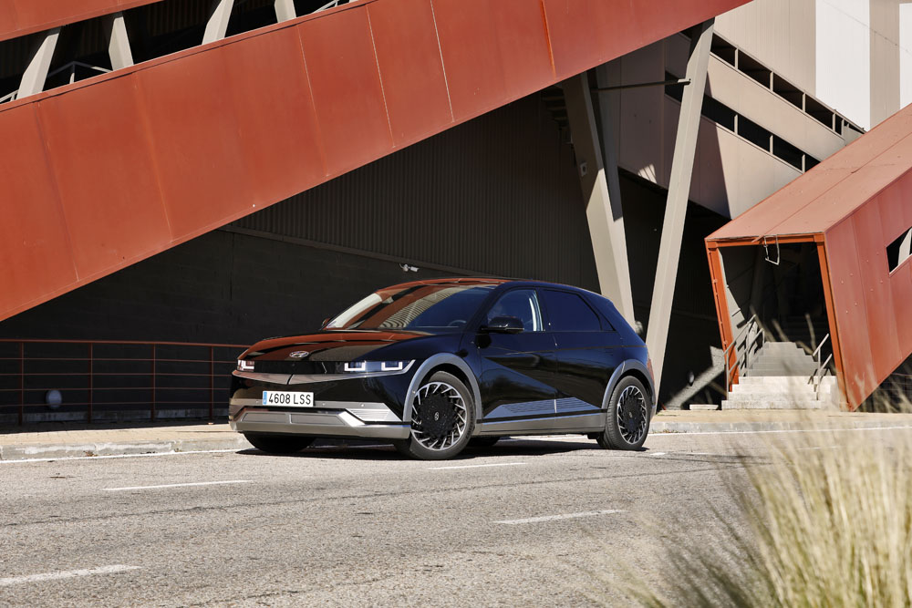 ¿Buscas un coche eléctrico? Estos son todos los que se venden en España 6 Motor16 Hyundai Ioniq 5