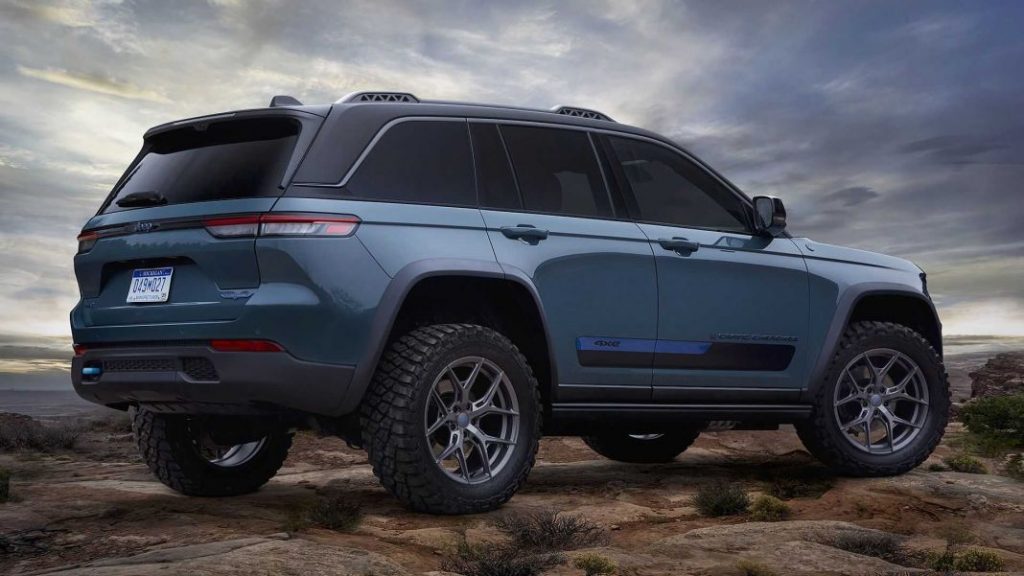 Jeep Easter Safari. Diez prototipos que anuncian el futuro de la marca 4 Motor16 Jeep Grand Cherokee Trailhawk PHEV Concept 2022 2 1 Motor16