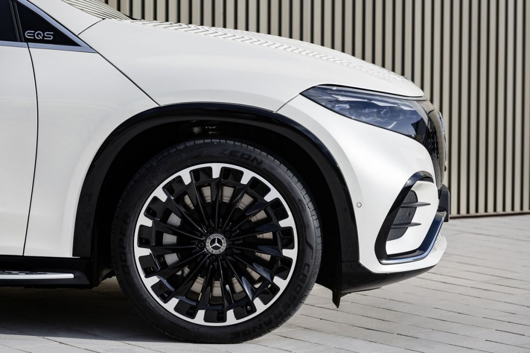 El sensacional Mercedes-Benz EQS SUV ya tiene precio 30 Motor16 Mercedes EQS SUV 31 Motor16