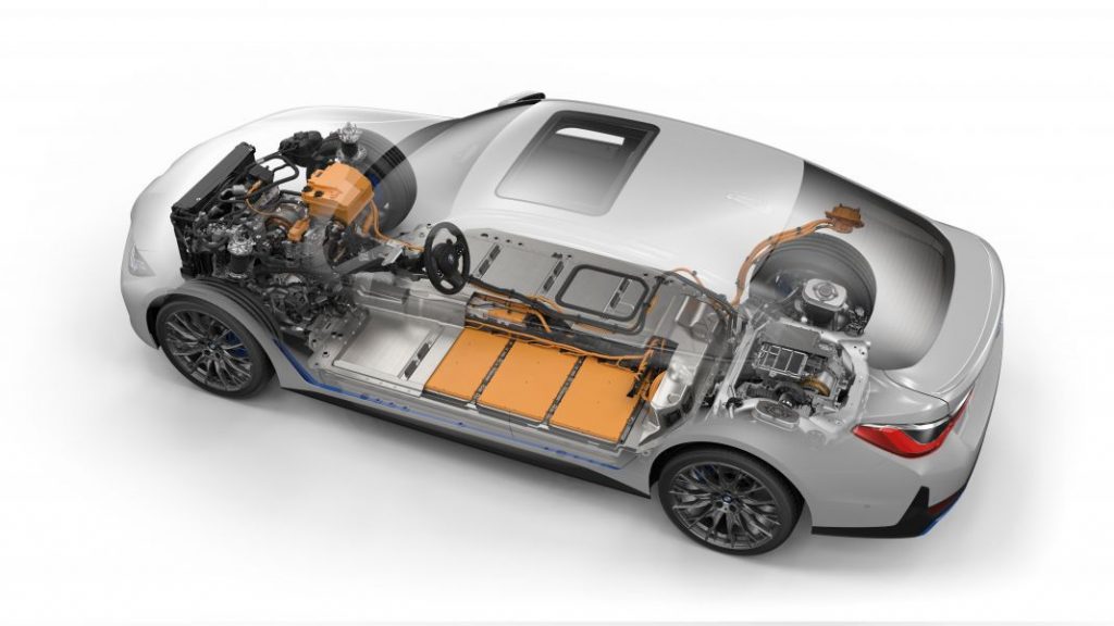 Los eléctricos sacan músculo: BMW i4 eDrive 40 y M50 8 Motor16 P90423084 highRes bmw i4 m50 drivetrai 1 Motor16