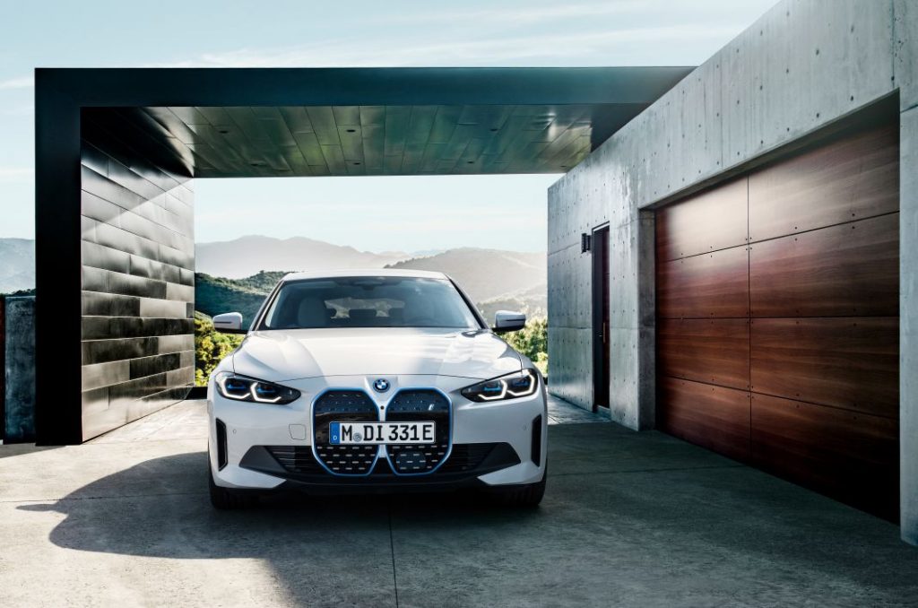 Los eléctricos sacan músculo: BMW i4 eDrive 40 y M50 10 Motor16 P90423599 highRes Motor16