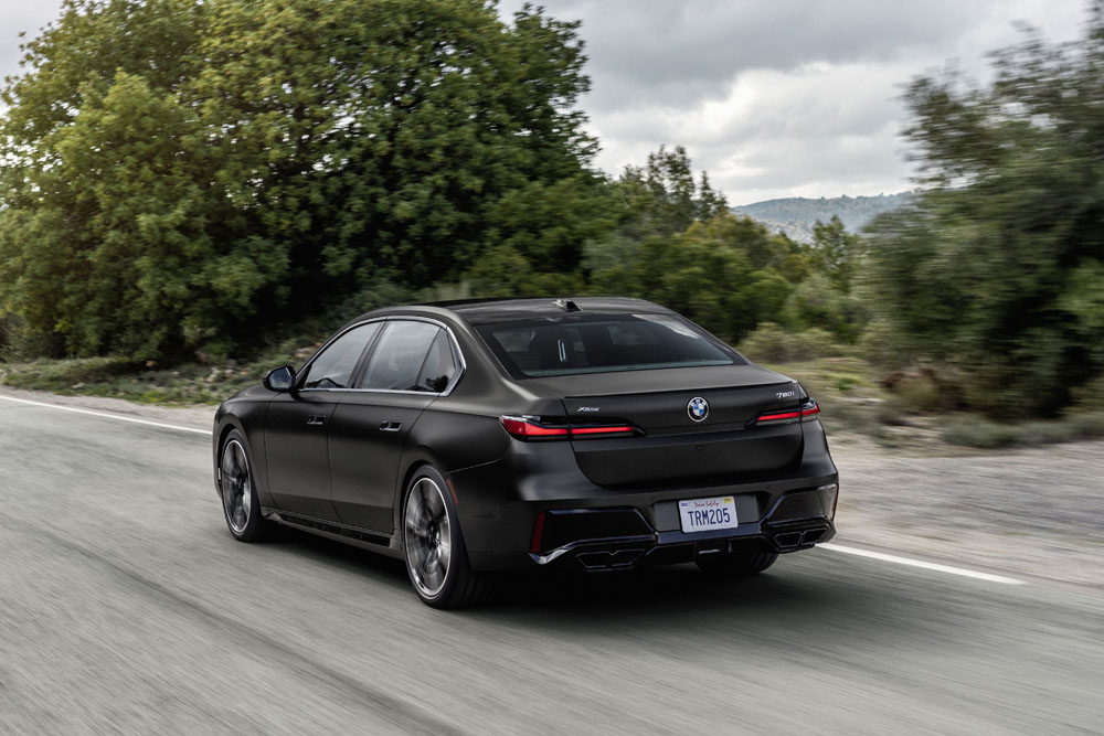 BMW Serie 7 2023: El escaparate tecnológico del Grupo BMW llega con versión eléctrica 35 Motor16 P90458270 highRes der neue bmw 760i Motor16