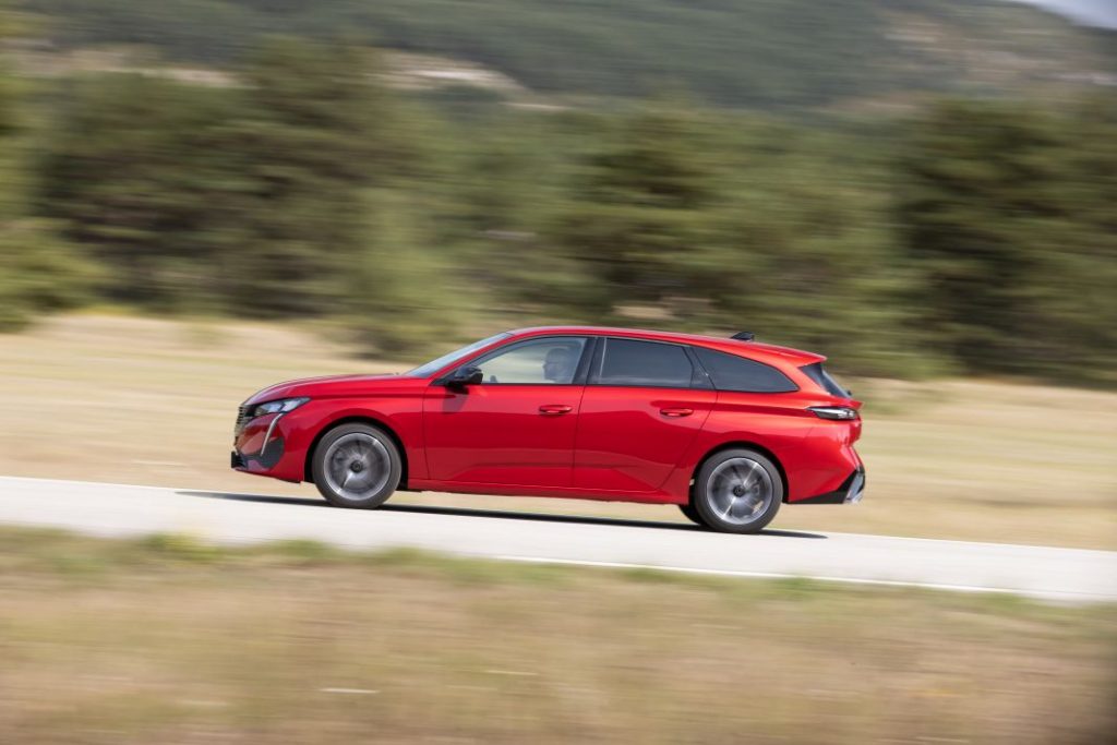 Peugeot 308 SW. La mejor alternativa a los SUV 20 Motor16 PEUGEOT 308 TESTDRIVE 0921TC 307Peugeot 308 SW 1 Motor16