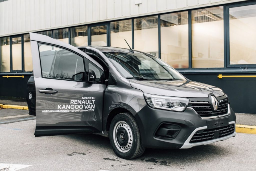 Renault Kangoo Furgón. Así es su apertura lateral "Ábrete Sésamo" 1 Motor16 Nuevo Renault Kangoo