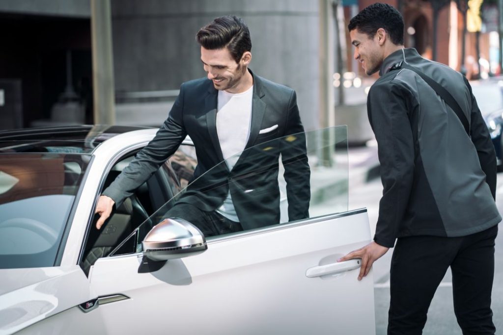 ¿Disfrutar del coche adecuado cuando lo necesites? ARVAL te dirá cómo 2 Motor16 REM16 ahorrar movilidad 1 Motor16