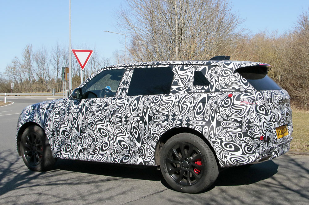 El nuevo Range Rover Sport empieza a desnudarse 1 Motor16 Range Rover Sport