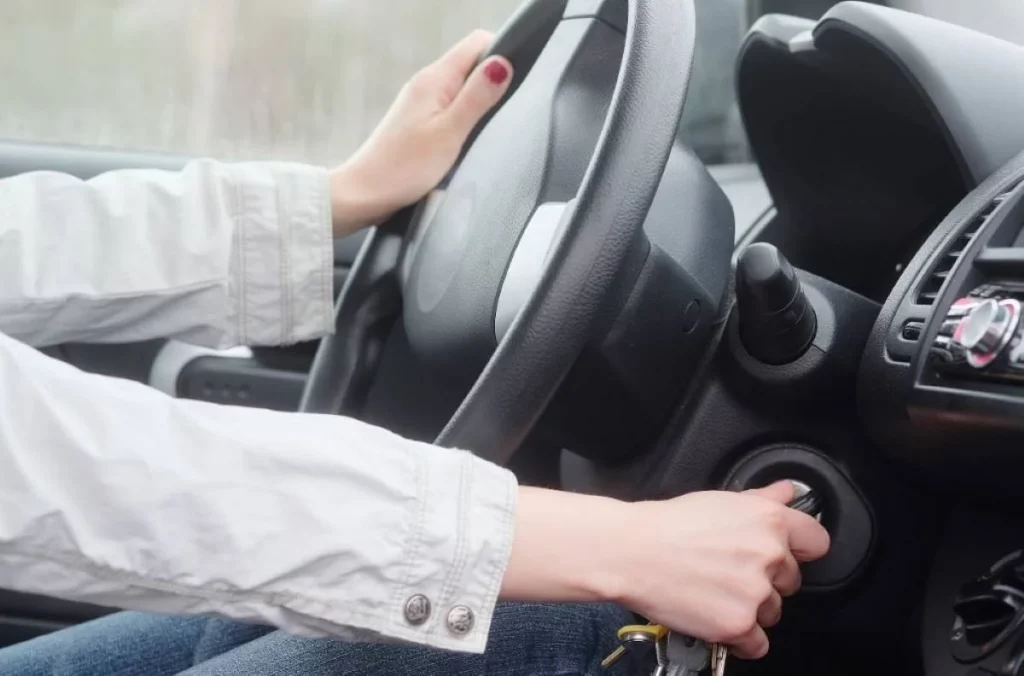 El truco infalible para evitar una de las averías más caras en tu coche 91 Motor16 Intenta arrancar el coche