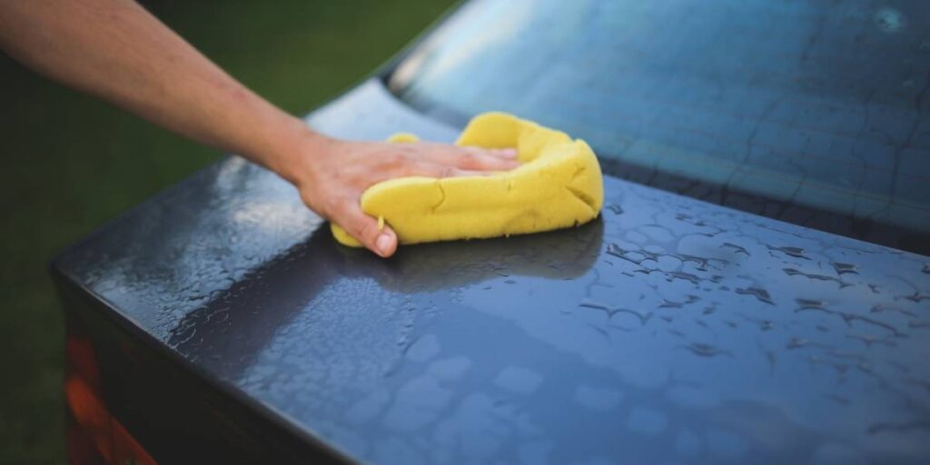 El secreto para quitar una abolladura de tu coche gratis 71 Motor16 Pegamento termofusible