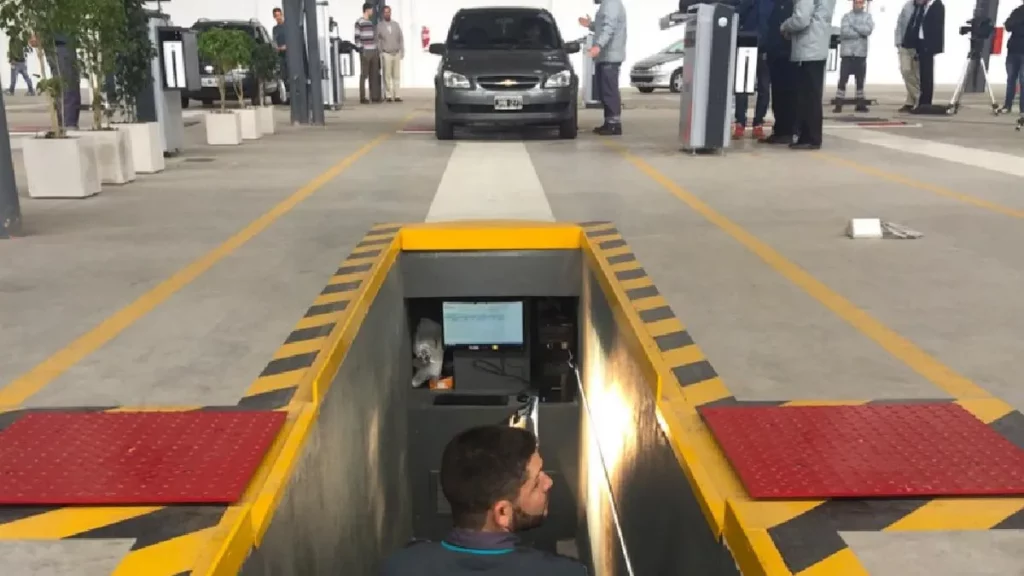 Las dos pruebas de la ITV que los coches eléctricos no tienen que pasar 133 Motor16 coche electrico itv Motor16