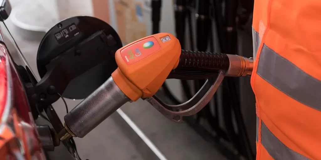 E5, E10, B7, B10, E85... La jerga de gasolinera que llegó para quedarse 25 Motor16 ¿Poseen diferencias el GLP y GNC? Gasolinera.