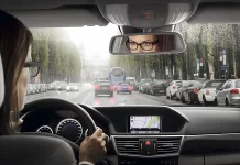 ¿Conduces con gafas o lentillas? Presta atención a las multas que te puede poner la DGT