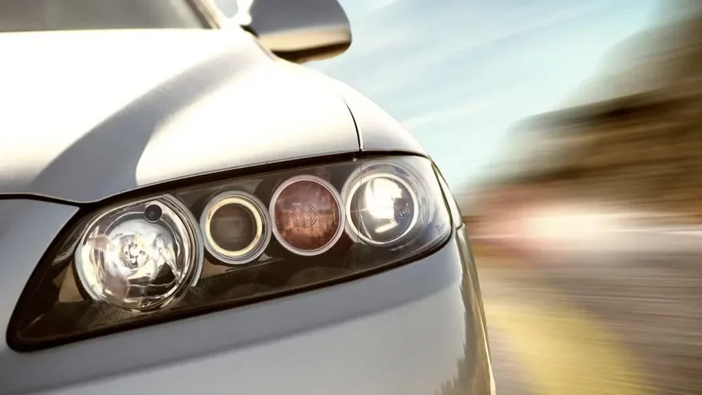 Cosas que debes revisar antes de comprar un coche de segunda mano 169 Motor16 Luces optimas