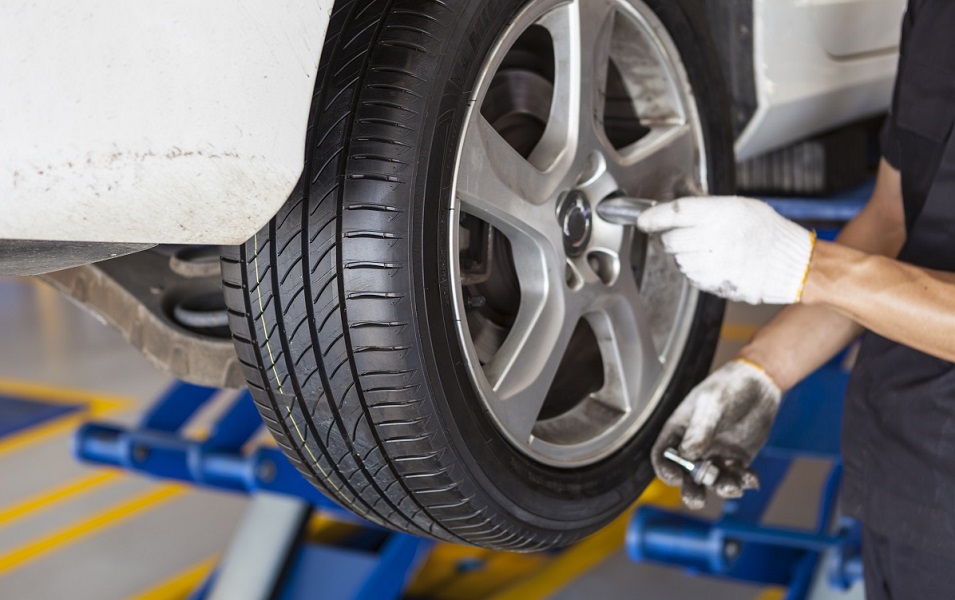 Señales de que debes cambiar las ruedas de tu coche 17 Motor16 ¿Cada cuánto debo reemplazar los neumáticos?