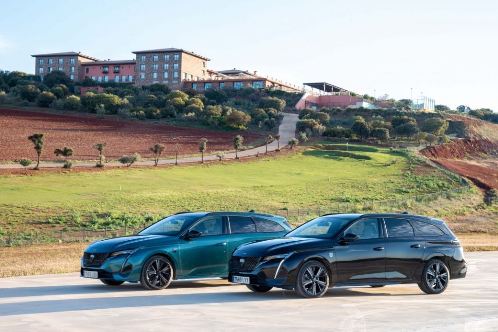 Peugeot 308 SW. La mejor alternativa a los SUV 28 Motor16 peugeot308sw 36Peugeot 308 SW Motor16