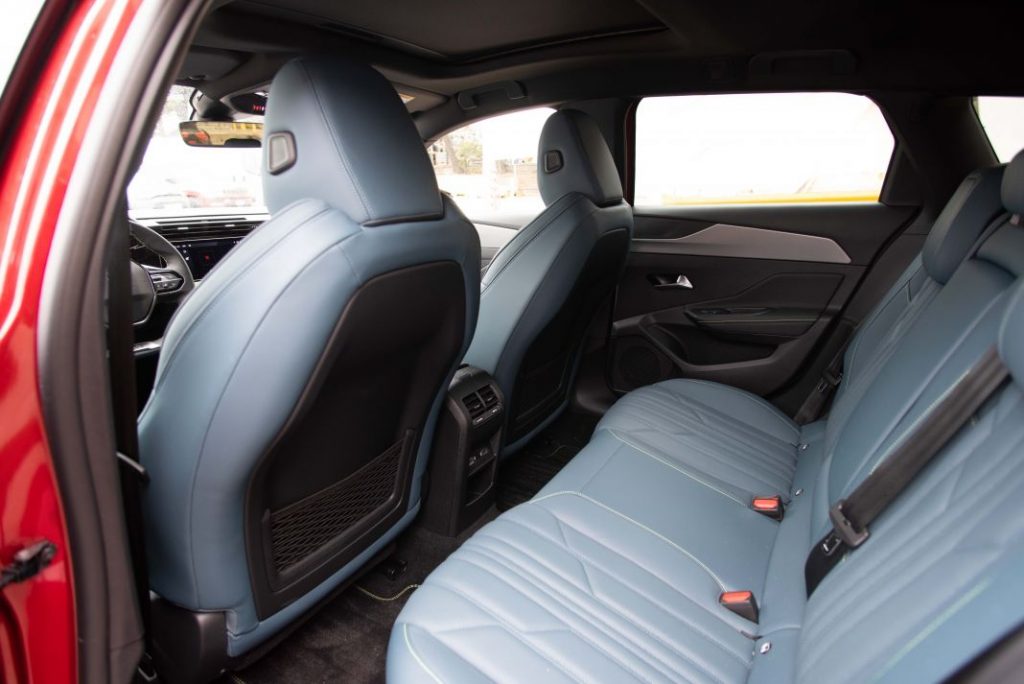 Peugeot 308 SW. La mejor alternativa a los SUV 30 Motor16 peugeot308sw 53Peugeot 308 SW Motor16