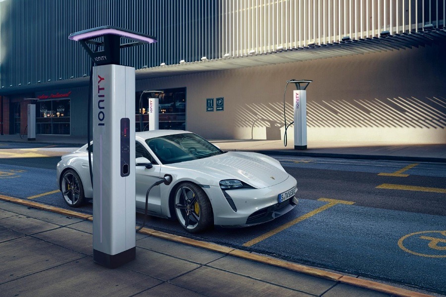 La diferencia entre la carga de eléctricos con 400 y 800 voltios 30 Motor16 Solo es el comienzo del coche eléctrico