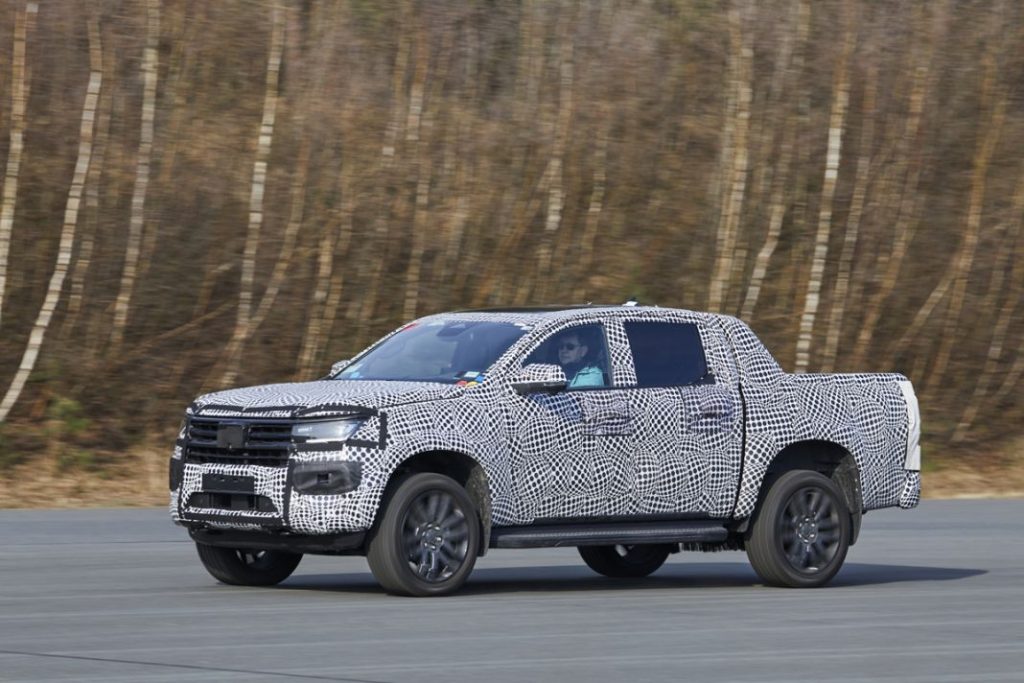 La Volkswagen Amarok llegará con importantes mejoras que ya se dejan ver 18 Motor16 rn220314Amarok 076 Motor16