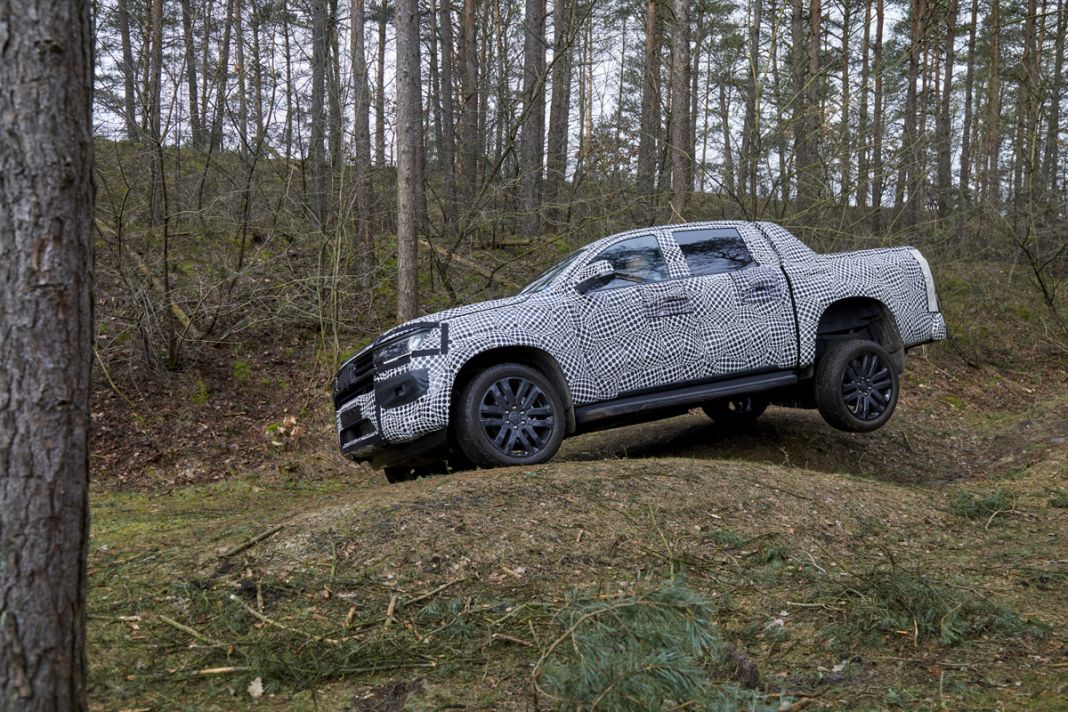 rn220315Amarok 122 Motor16