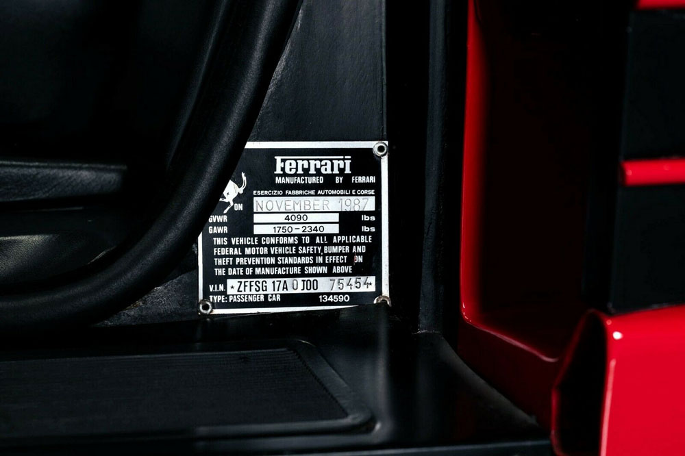 Este Ferrari Testarossa es extremadamente potente y te busca 25 Motor16 1987 Ferrari Testarossa Biturbo 17 Motor16
