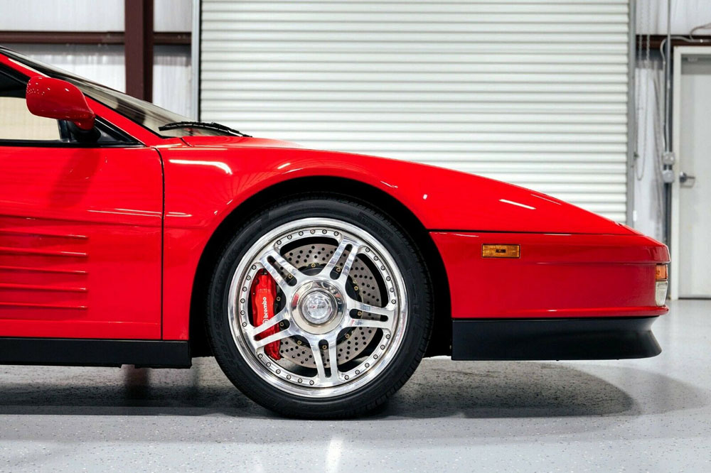 Este Ferrari Testarossa es extremadamente potente y te busca 22 Motor16 1987 Ferrari Testarossa Biturbo 20 Motor16