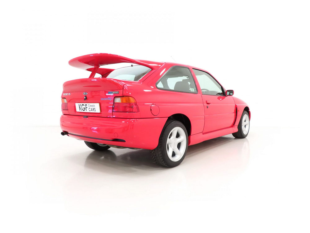 Una fortuna han pagado por este Ford Escort RS Cosworth a estrenar 16 Motor16 1993 Ford Escort RS Cosworth 13 Motor16