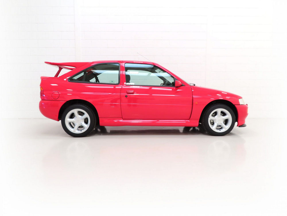 Una fortuna han pagado por este Ford Escort RS Cosworth a estrenar 17 Motor16 1993 Ford Escort RS Cosworth 14 Motor16