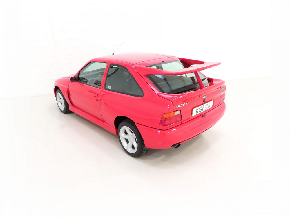 Una fortuna han pagado por este Ford Escort RS Cosworth a estrenar 12 Motor16 1993 Ford Escort RS Cosworth 9 Motor16