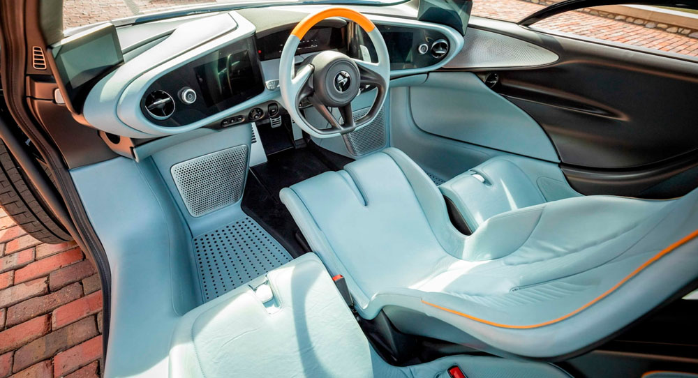 Este McLaren Speedtail costará el doble que cuando salió de fábrica 3 Motor16 2021 McLaren Speedtail subasta Mecum 2022. Imagen interior.