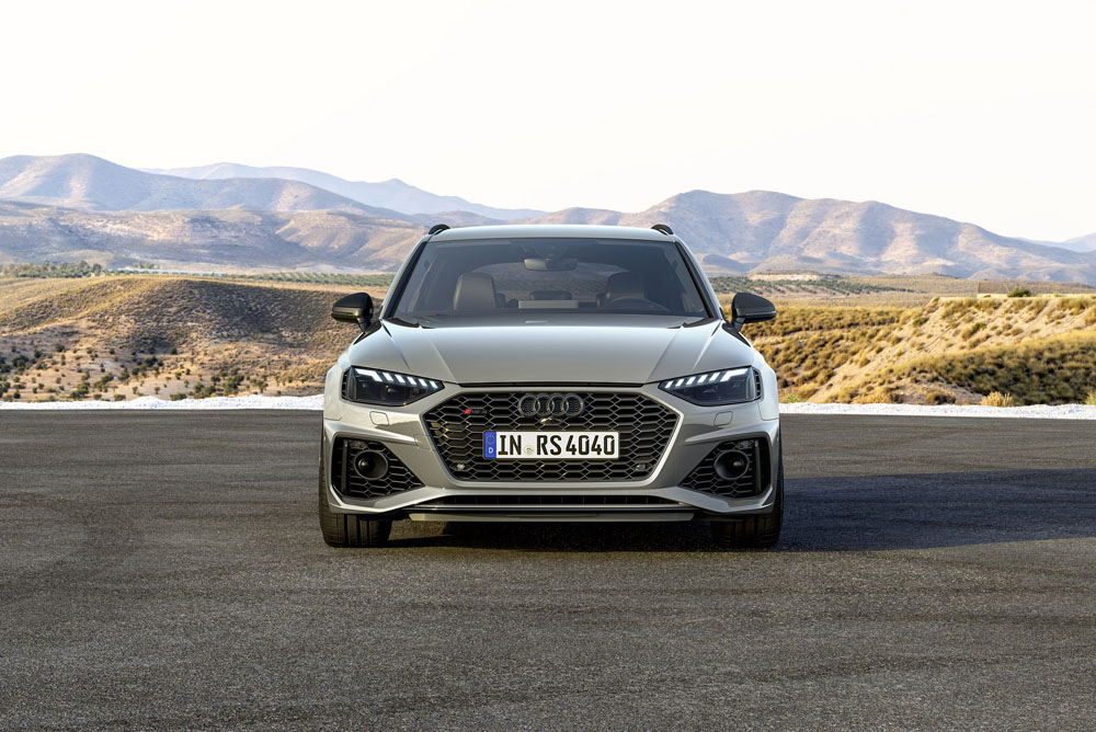 Extra de energía para los Audi RS 4 Avant, RS 5 Coupé y RS 5 Sportback 5 Motor16 2022 Audi RS 4 Avant Competition Plus Paket 11 Motor16