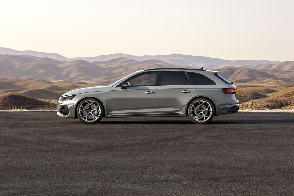 Extra de energía para los Audi RS 4 Avant, RS 5 Coupé y RS 5 Sportback 7 Motor16 2022 Audi RS 4 Avant Competition Plus Paket 13 Motor16