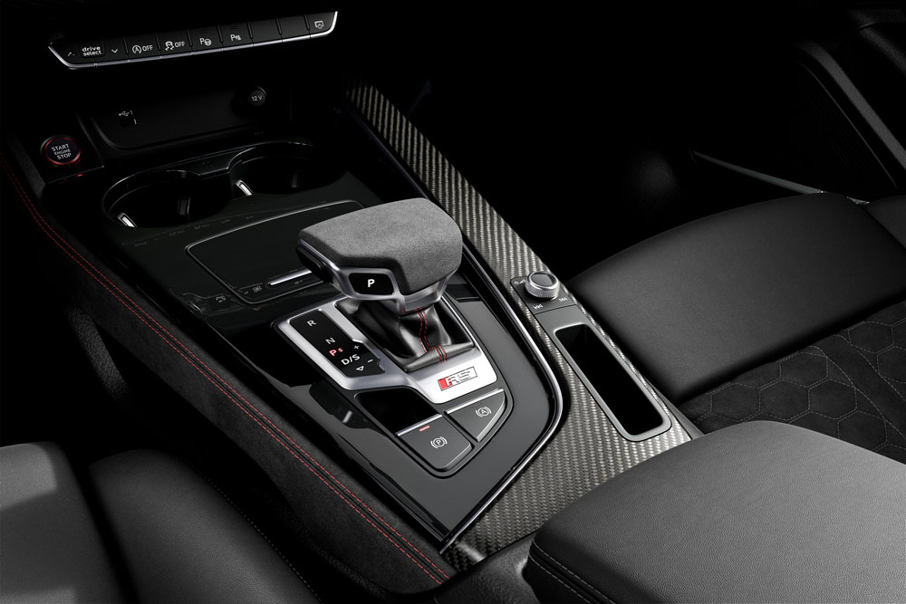 Extra de energía para los Audi RS 4 Avant, RS 5 Coupé y RS 5 Sportback 20 Motor16 2022 Audi RS 4 Avant Competition Plus Paket 24 Motor16