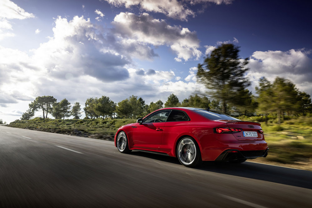 Extra de energía para los Audi RS 4 Avant, RS 5 Coupé y RS 5 Sportback 42 Motor16 2022 Audi RS 5 Coupe Competition Plus Paket 12 Motor16