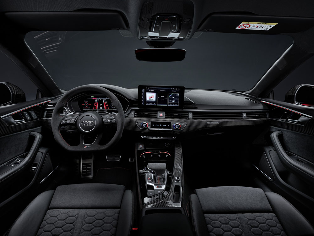 Extra de energía para los Audi RS 4 Avant, RS 5 Coupé y RS 5 Sportback 54 Motor16 2022 Audi RS 5 Coupe Competition Plus Paket 32 Motor16