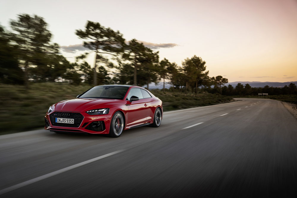 Extra de energía para los Audi RS 4 Avant, RS 5 Coupé y RS 5 Sportback 39 Motor16 2022 Audi RS 5 Coupe Competition Plus Paket 9 Motor16