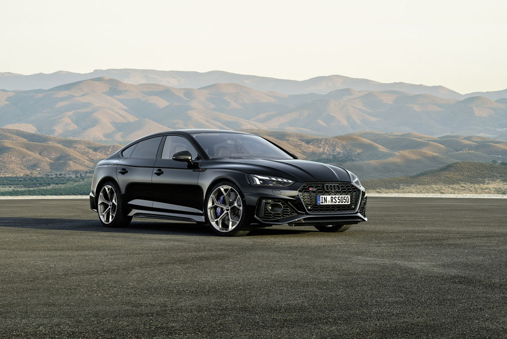 Extra de energía para los Audi RS 4 Avant, RS 5 Coupé y RS 5 Sportback 76 Motor16 2022 Audi RS 5 Sportback Competition Plus Paket 1 Motor16