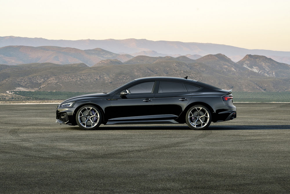 Extra de energía para los Audi RS 4 Avant, RS 5 Coupé y RS 5 Sportback 72 Motor16 2022 Audi RS 5 Sportback Competition Plus Paket 4 Motor16