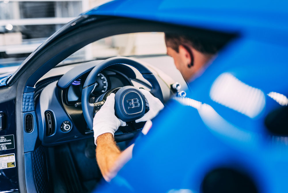 2022 Bugatti Centodieci Interior 12 Motor16