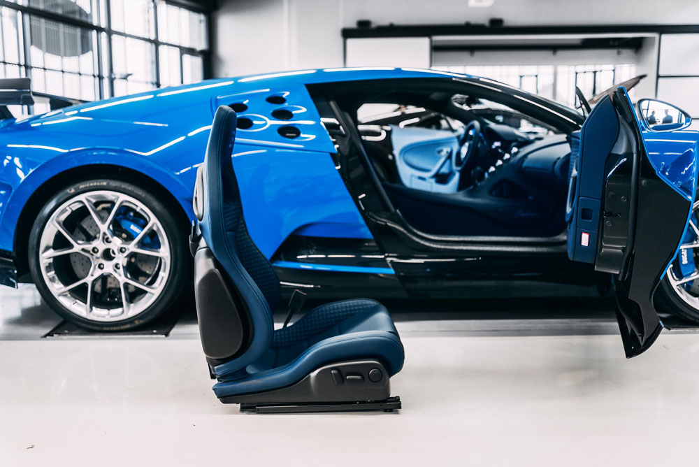2022 Bugatti Centodieci Interior 14 Motor16