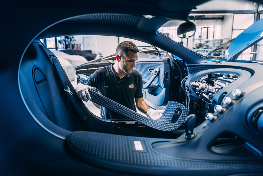 2022 Bugatti Centodieci Interior 2 1 Motor16