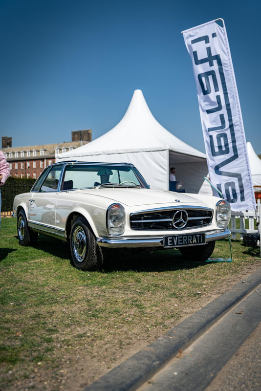 Everrati da corriente a este inmaculado Pagoda de Mercedes-Benz 8 Motor16 2022 Everrati Hilton Moss Mercedes Pagoda 1 Motor16