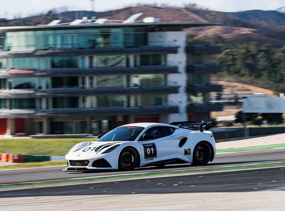 El nuevo Lotus Emira da el salto a los circuitos 18 Motor16 2022 Lotus Emira GT4 13 Motor16