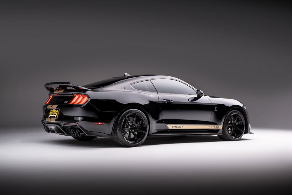 Hertz te alquila un Ford Mustang con 912 CV por solo 380 euros al día 2 Motor16 2022 Ford Mustang Shelby GT500-H Hertz