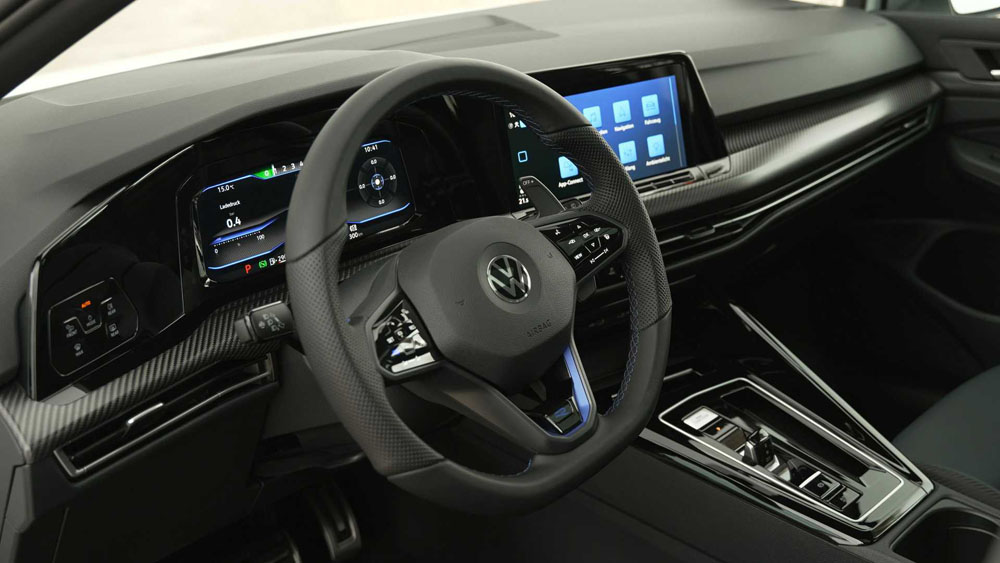 El Volkswagen Golf R cumple 20 años de una impresionante forma 12 Motor16 2022 VW Golf R 20 Years Edition 9 Motor16